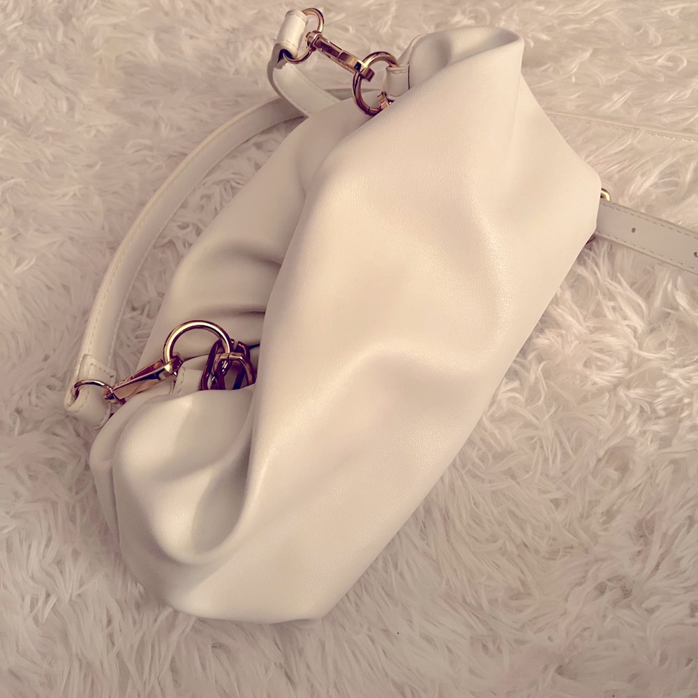 Forever 21 White baguette bag with detachable strap